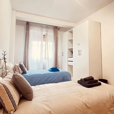 New And Elegant Apartment On The Navigli Netflix E Disney Mailand Exterior foto