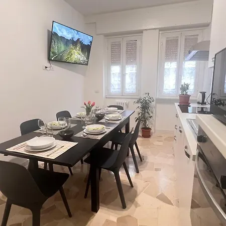 New And Elegant Apartment On The Navigli Netflix E Disney Mailand Exterior foto