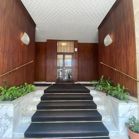 New And Elegant Apartment On The Navigli Netflix E Disney Mailand Exterior foto